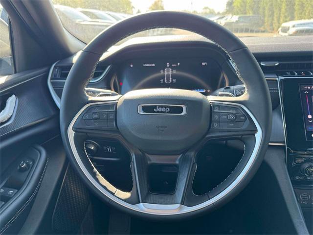 new 2025 Jeep Grand Cherokee car, priced at $42,170