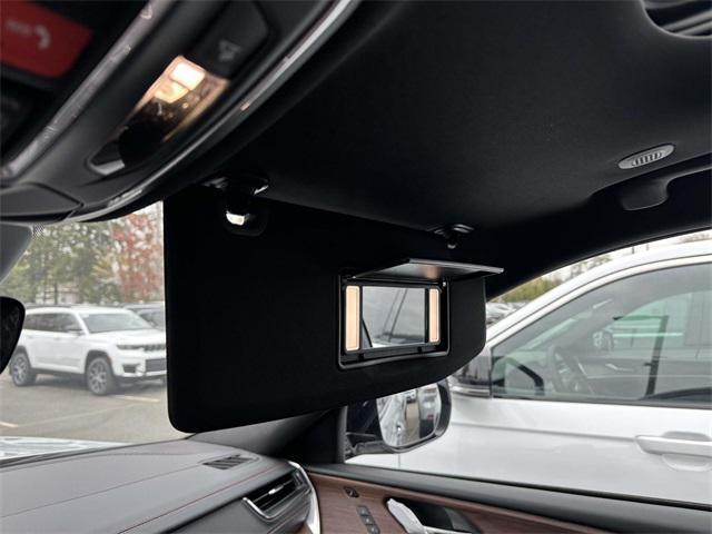 new 2025 Jeep Grand Cherokee L car, priced at $64,180