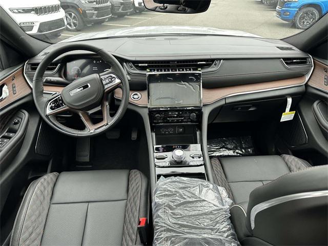 new 2025 Jeep Grand Cherokee L car, priced at $64,180