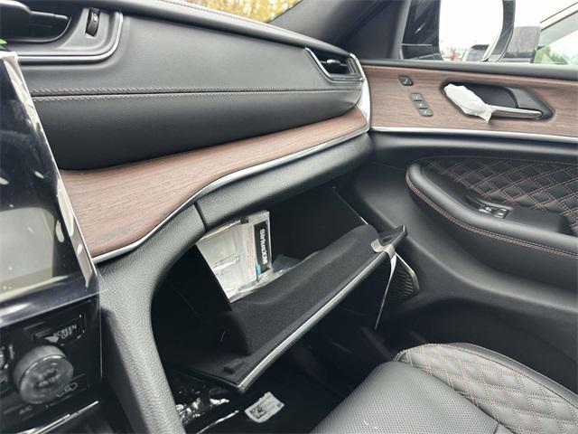 new 2025 Jeep Grand Cherokee L car, priced at $64,180