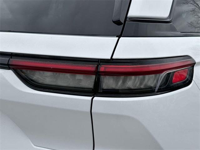 new 2025 Jeep Grand Cherokee car, priced at $49,051
