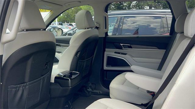 used 2022 Kia Telluride car, priced at $34,990