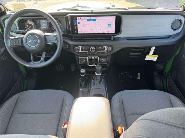 new 2025 Jeep Wrangler car