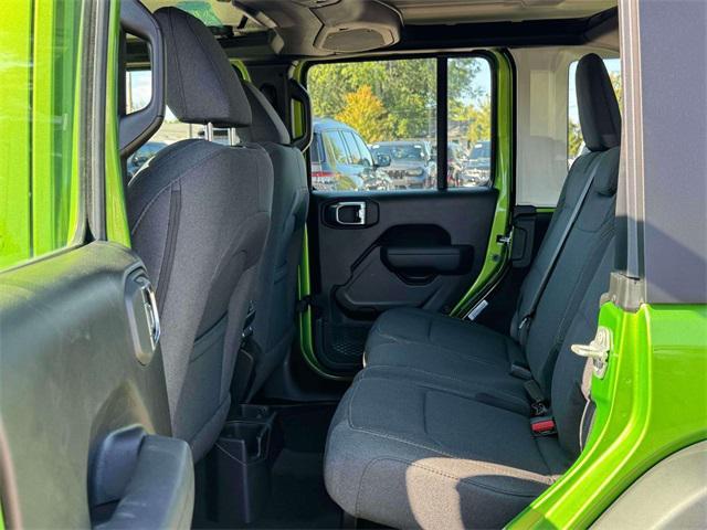 new 2025 Jeep Wrangler car