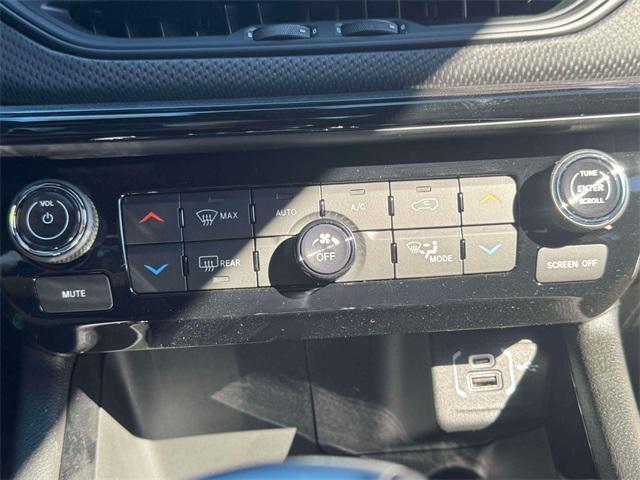 new 2026 Jeep Compass car, priced at $35,735