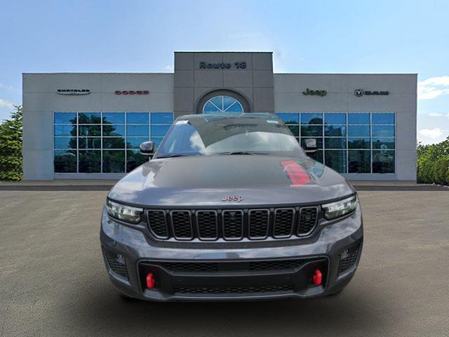 used 2022 Jeep Grand Cherokee car, priced at $34,990