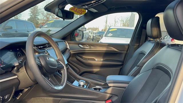 used 2024 Jeep Grand Cherokee car, priced at $31,899