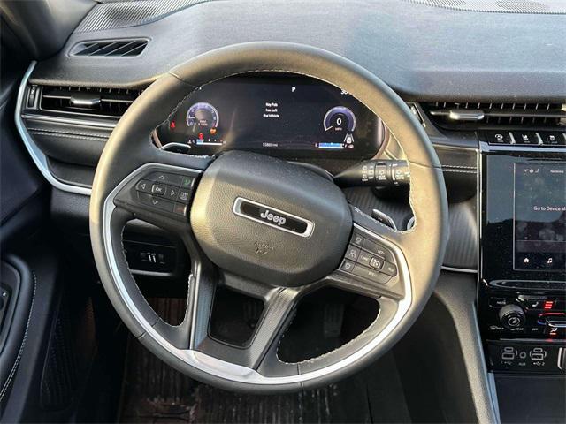 used 2024 Jeep Grand Cherokee car, priced at $31,899