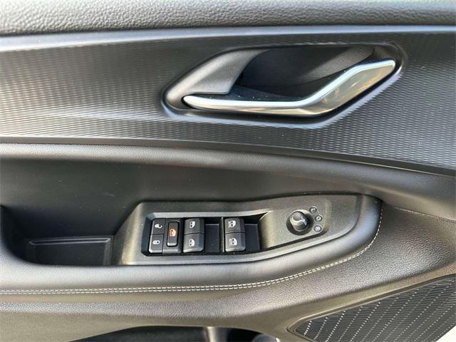 used 2024 Jeep Grand Cherokee car, priced at $31,899