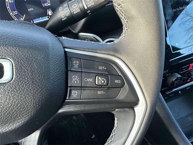 used 2024 Jeep Grand Cherokee car, priced at $31,899