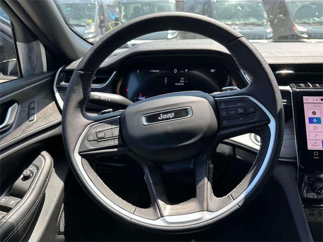 new 2025 Jeep Grand Cherokee car, priced at $41,481