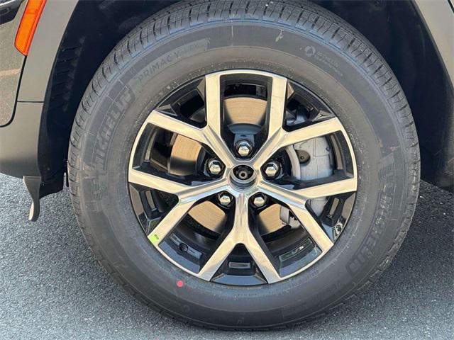 new 2025 Jeep Grand Cherokee car, priced at $41,481