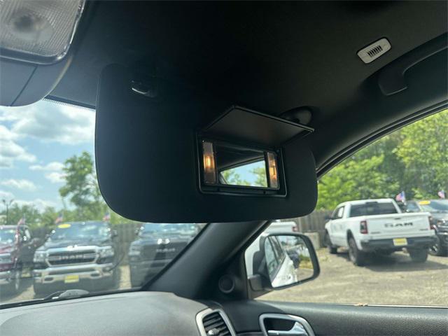 used 2018 Jeep Grand Cherokee car, priced at $18,995