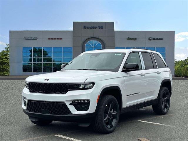 new 2024 Jeep Grand Cherokee car, priced at $45,300