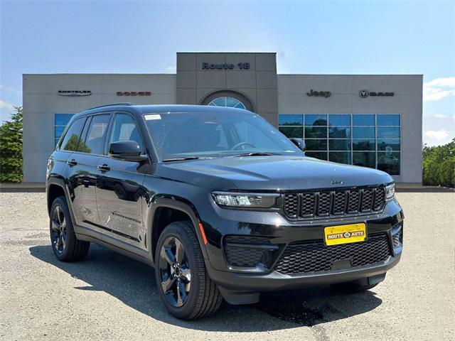 new 2025 Jeep Grand Cherokee car, priced at $49,170