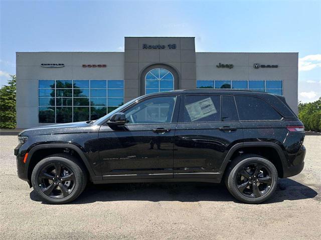 new 2025 Jeep Grand Cherokee car, priced at $49,170