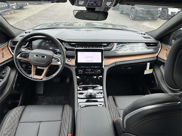 new 2025 Jeep Grand Cherokee L car, priced at $68,160