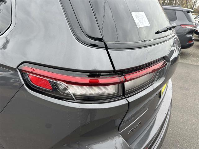 new 2025 Jeep Grand Cherokee L car, priced at $68,160