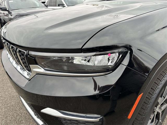 new 2025 Jeep Grand Cherokee car, priced at $48,710