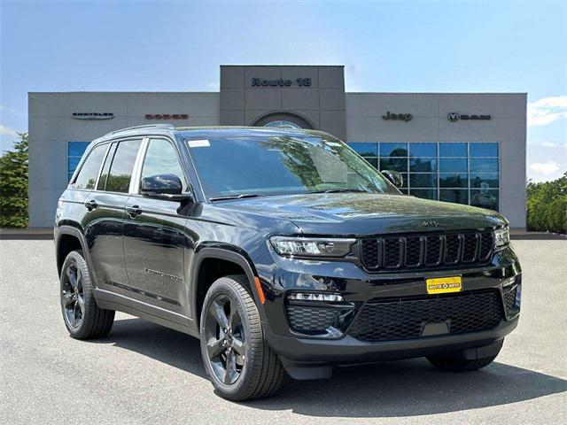 new 2025 Jeep Grand Cherokee car, priced at $52,535