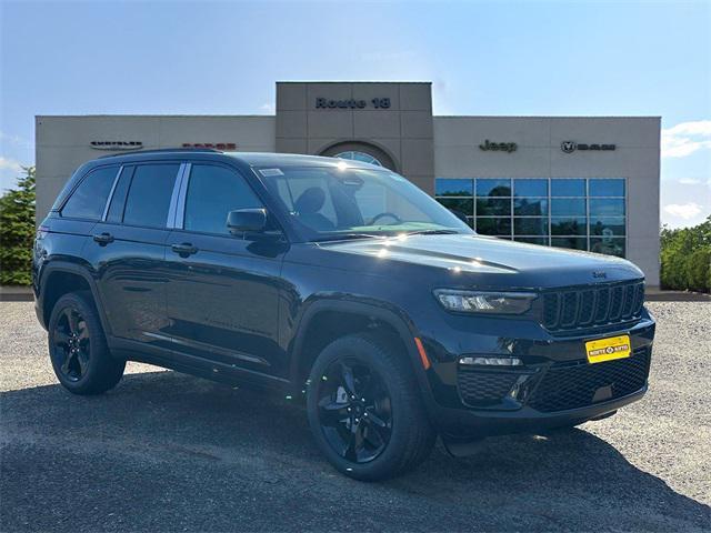 new 2025 Jeep Grand Cherokee car, priced at $45,635