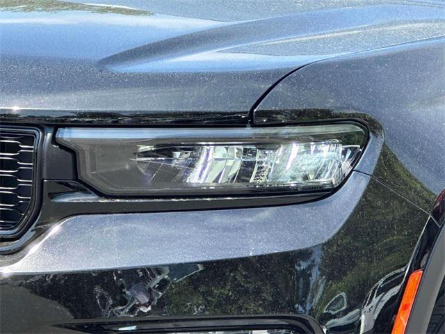 new 2025 Jeep Grand Cherokee car, priced at $51,010