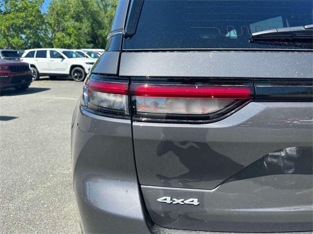 new 2025 Jeep Grand Cherokee car, priced at $41,481