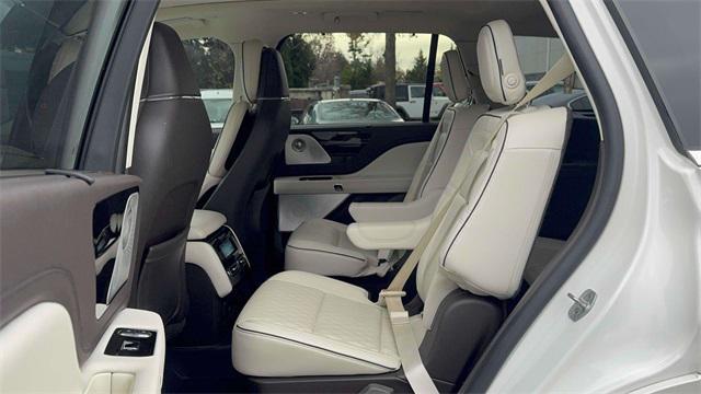 used 2020 Lincoln Aviator car, priced at $34,995