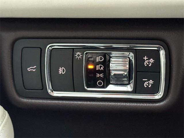 used 2020 Lincoln Aviator car, priced at $34,995