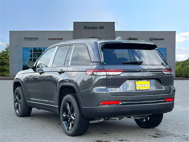 new 2025 Jeep Grand Cherokee car, priced at $42,270