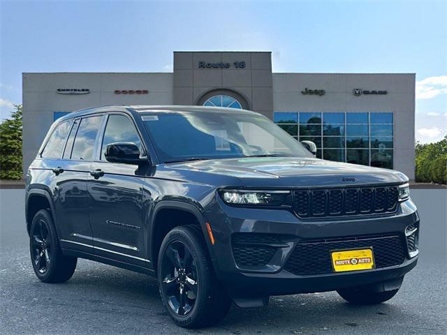 new 2025 Jeep Grand Cherokee car, priced at $42,270