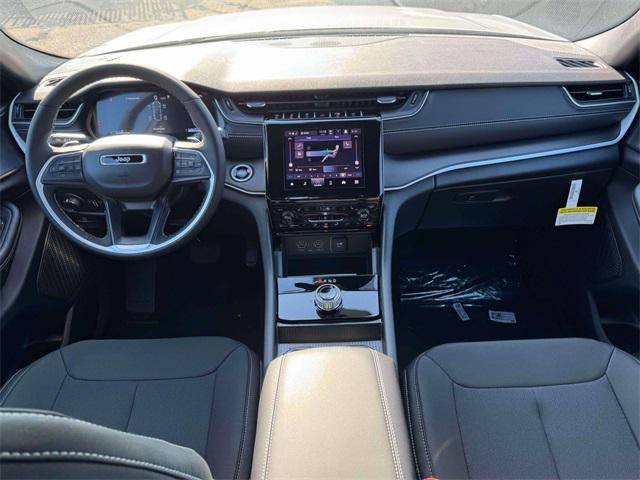 new 2025 Jeep Grand Cherokee L car, priced at $43,520