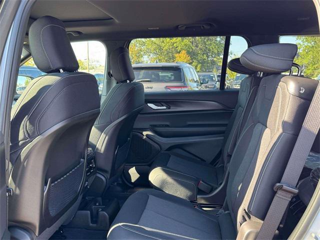 new 2025 Jeep Grand Cherokee L car, priced at $43,520