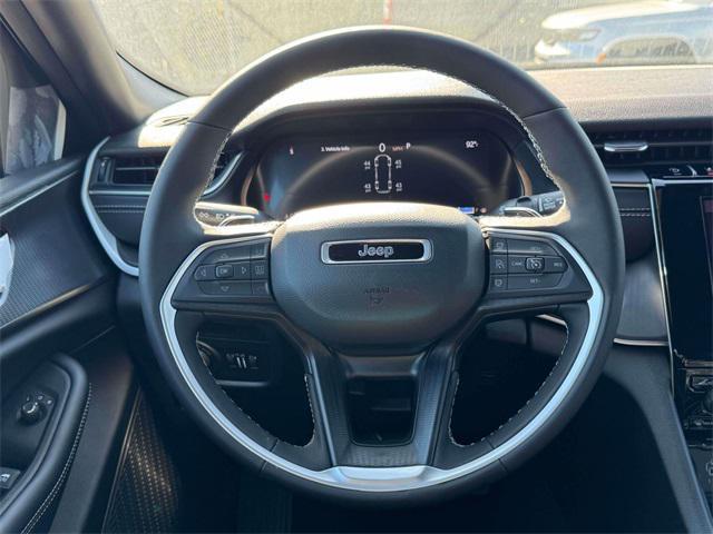 new 2025 Jeep Grand Cherokee L car, priced at $43,520