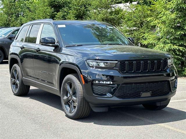 new 2025 Jeep Grand Cherokee car, priced at $45,635