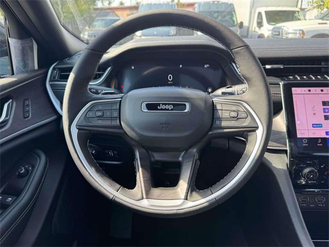 new 2025 Jeep Grand Cherokee car, priced at $50,760