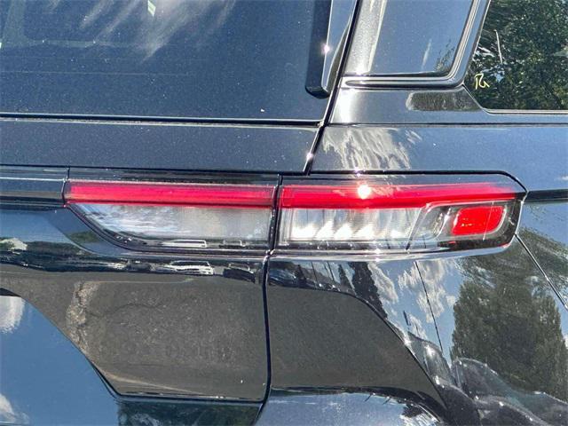 new 2025 Jeep Grand Cherokee car, priced at $45,975