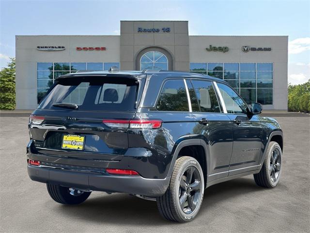 new 2025 Jeep Grand Cherokee car, priced at $45,975