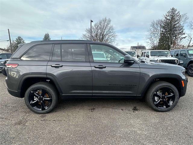 new 2025 Jeep Grand Cherokee car, priced at $41,275