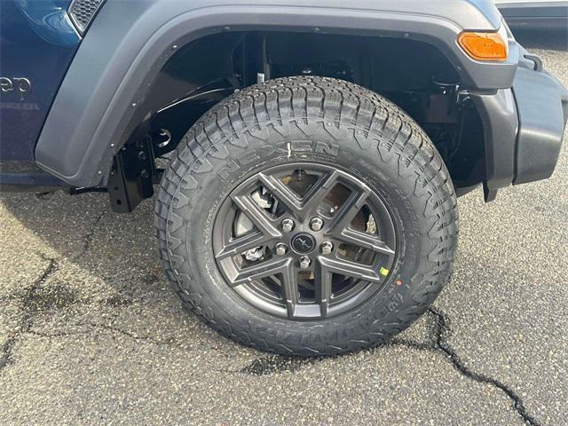 new 2025 Jeep Wrangler car, priced at $46,135