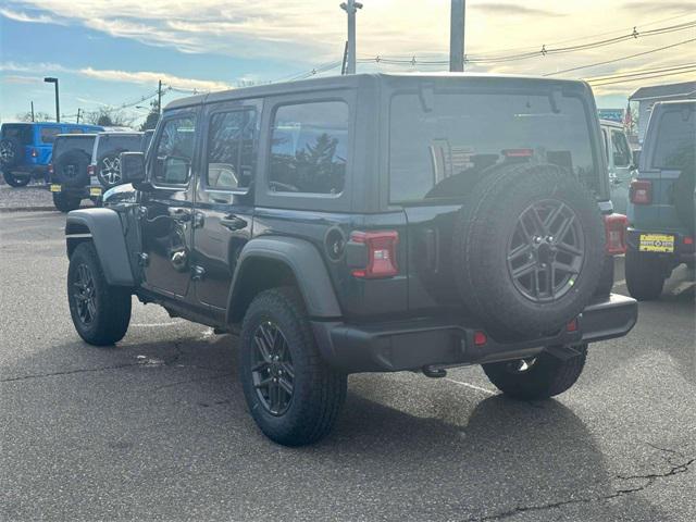 new 2025 Jeep Wrangler car, priced at $46,135