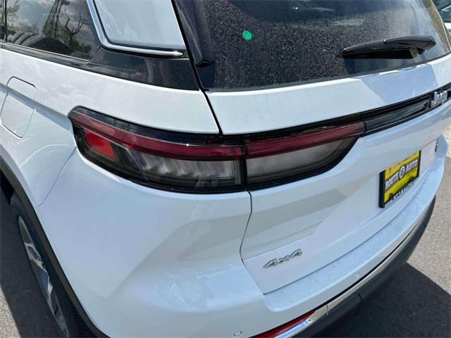 new 2025 Jeep Grand Cherokee car, priced at $46,026