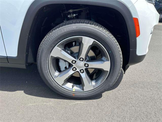 new 2025 Jeep Grand Cherokee car, priced at $46,026