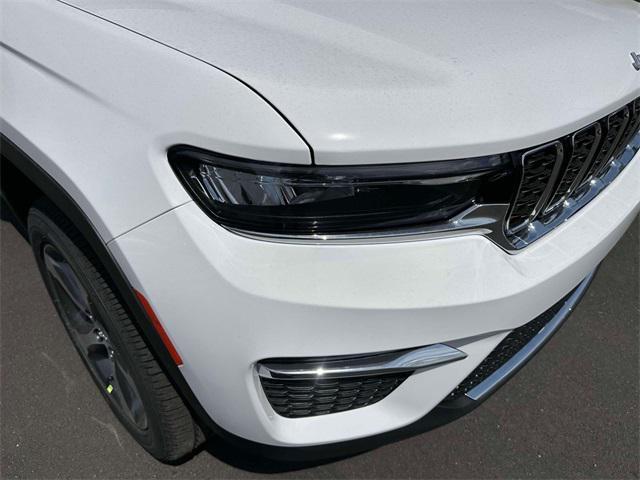 new 2025 Jeep Grand Cherokee car, priced at $46,026