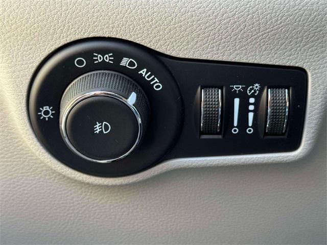 used 2022 Jeep Compass car, priced at $20,995