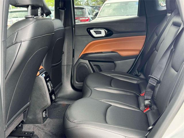 new 2025 Jeep Compass car, priced at $33,085