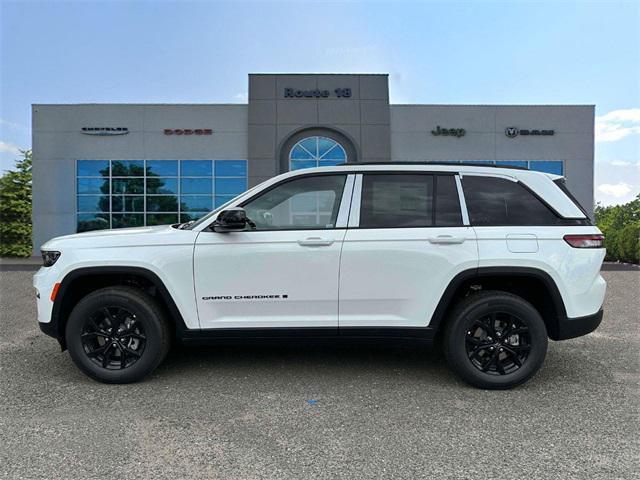 new 2024 Jeep Grand Cherokee car, priced at $45,443