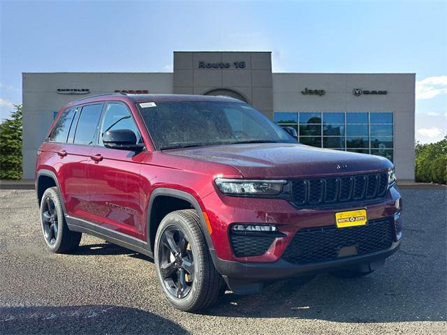 new 2025 Jeep Grand Cherokee car, priced at $47,635