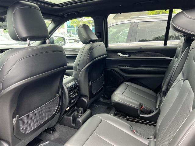 new 2025 Jeep Grand Cherokee L car, priced at $55,360
