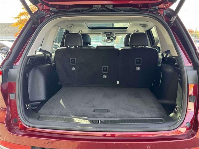 used 2022 Jeep Grand Cherokee car, priced at $27,995